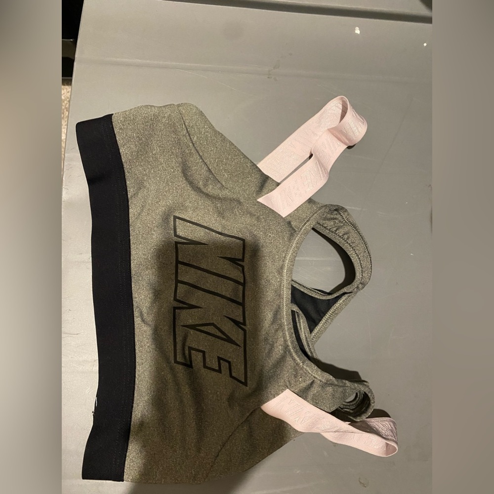 nike sports bra